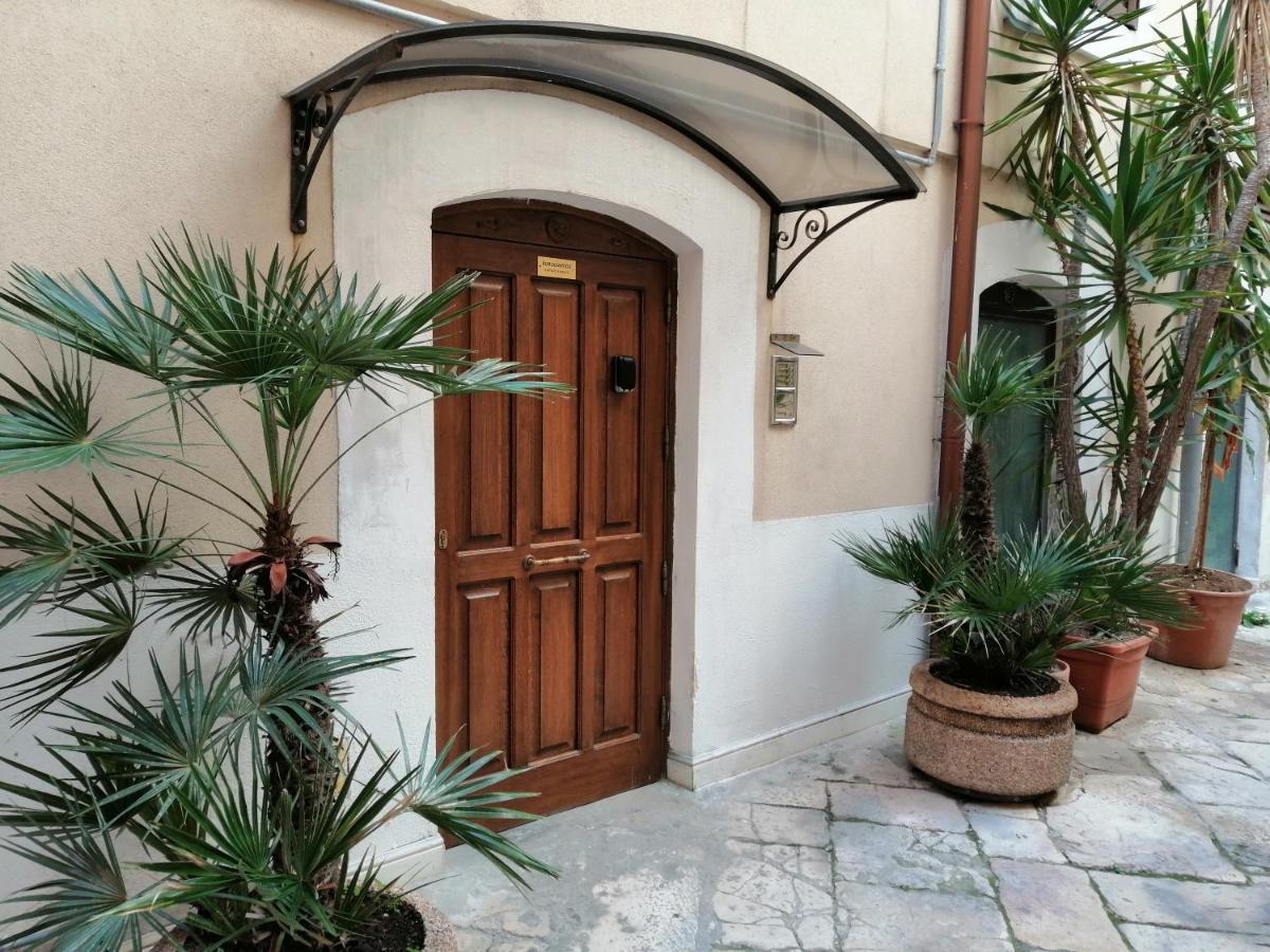 Corte Del Borgo Antico Bari Buitenkant foto